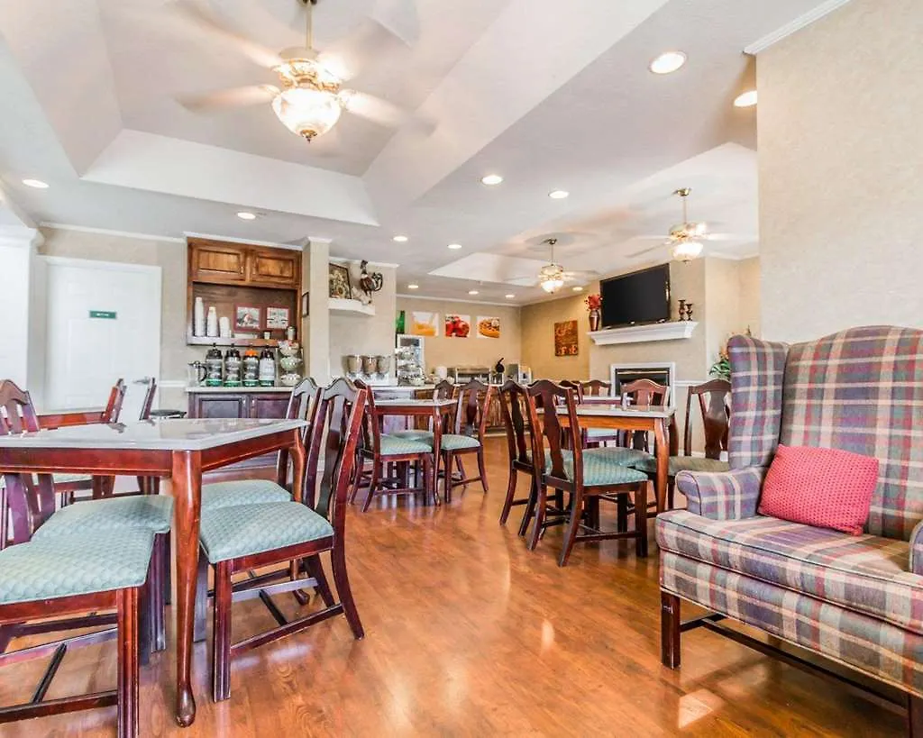 Quality Inn Pooler - Savannah I-95 Hotel