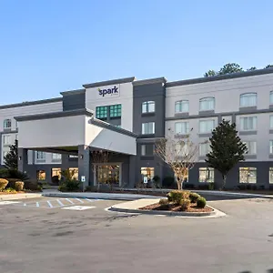 Spark By Hilton Savannah Hotel